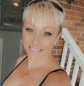 Meet your Posher, Mandy